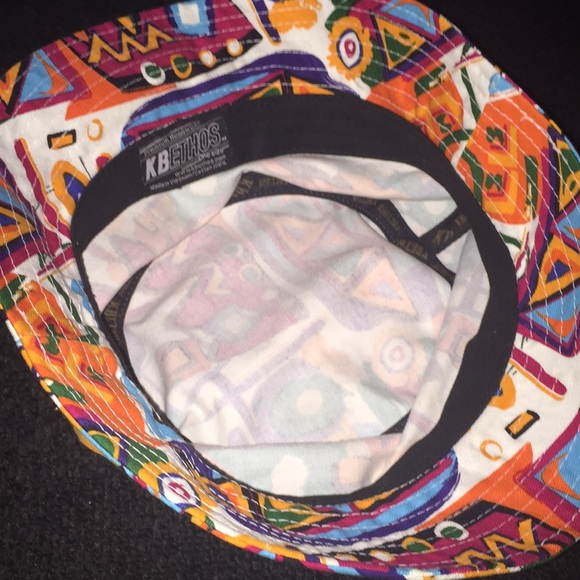 Bucket hat - Picture 2 of 2